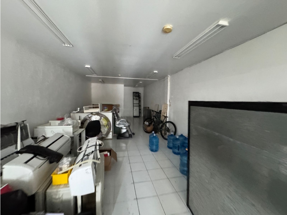 Local de 80 m2 en renta planta baja av Kokunlish Cancún — foto 3