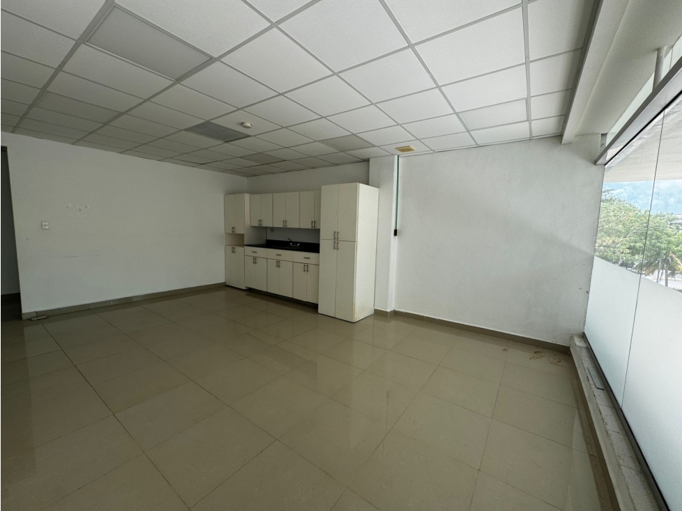 OFICINA EN RENTA 439 m2 EN PLAZA NAYANDEI AV. BONAMPAK CANCUN - 4