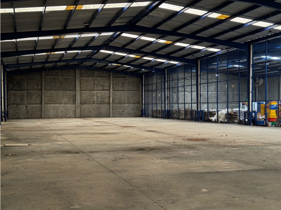 Bodega de1200 m2 en renta en Av. Lopez Portillo - Cancún - 5