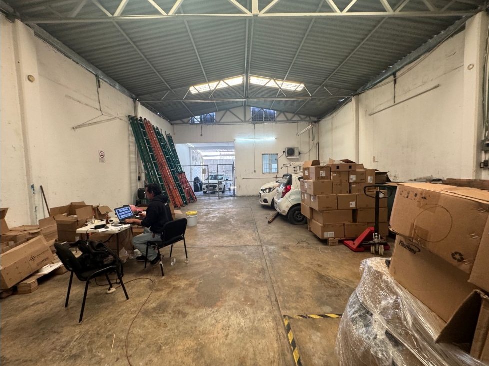 Local/bodega con oficina ne renta en Av. Kabah - niños héroes - Cancún — foto 5