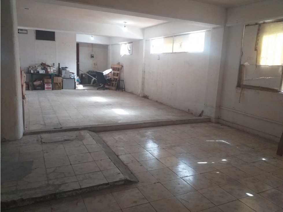 Edificio en renta de 200 m2 en Av. Lopez Portillo, Cancún - 5