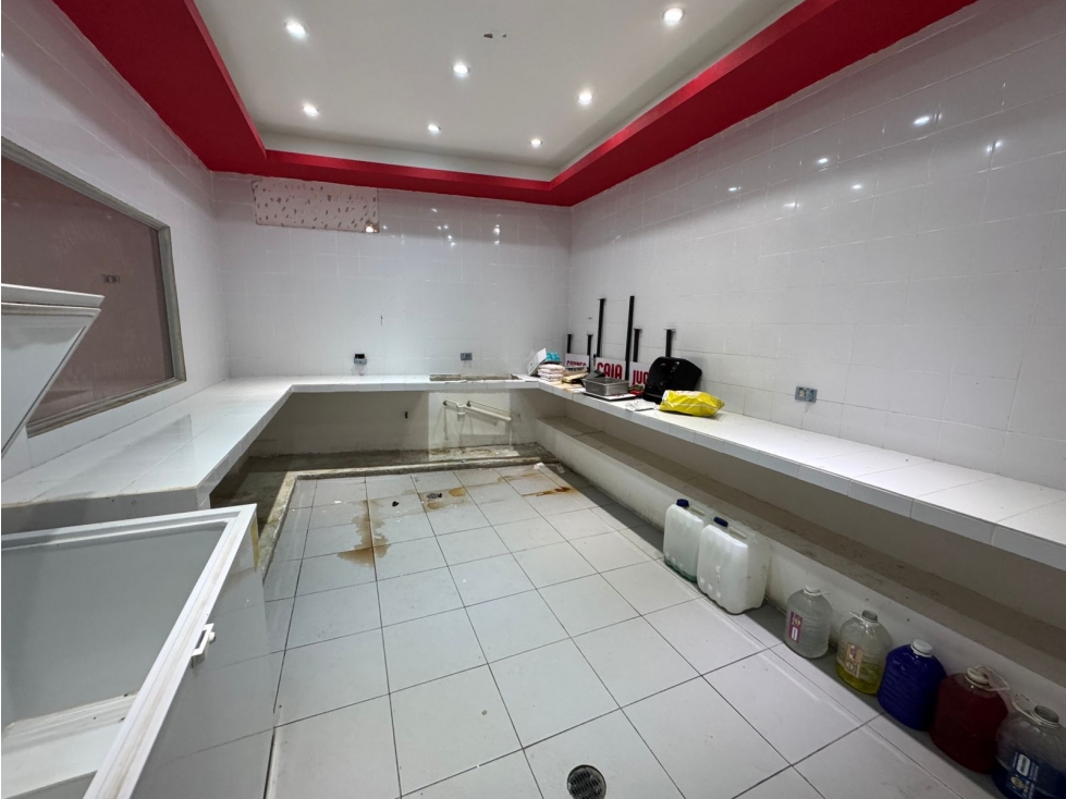 Local en renta de 140 m2 en av. Xcaret - Cancún — foto 6
