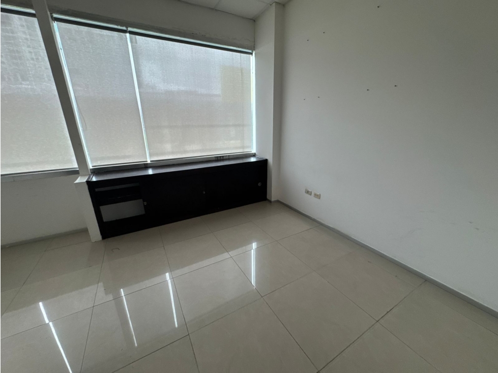 Oficina en renta 107 de 67.57 m2 en Plaza Nayandei — foto 6