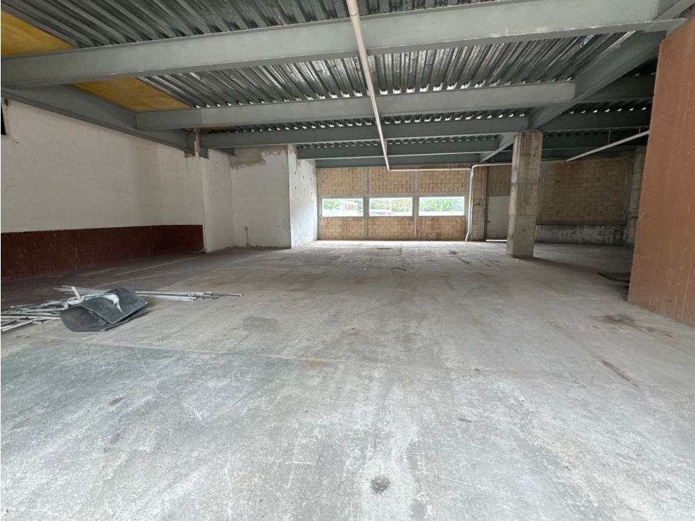 Local #52 de 280 m2 en renta en Plaza Nayandei - Cancún — foto 5