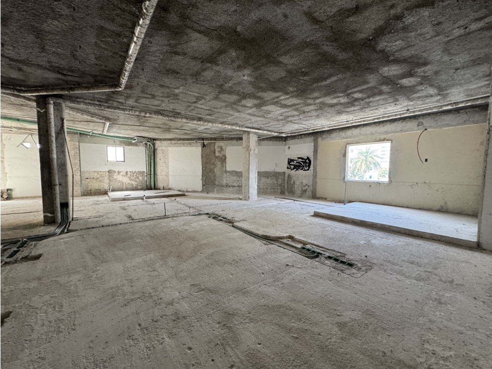 Local #15 en renta de 636 m2 en Plaza Nayandei - Cancún — foto 6