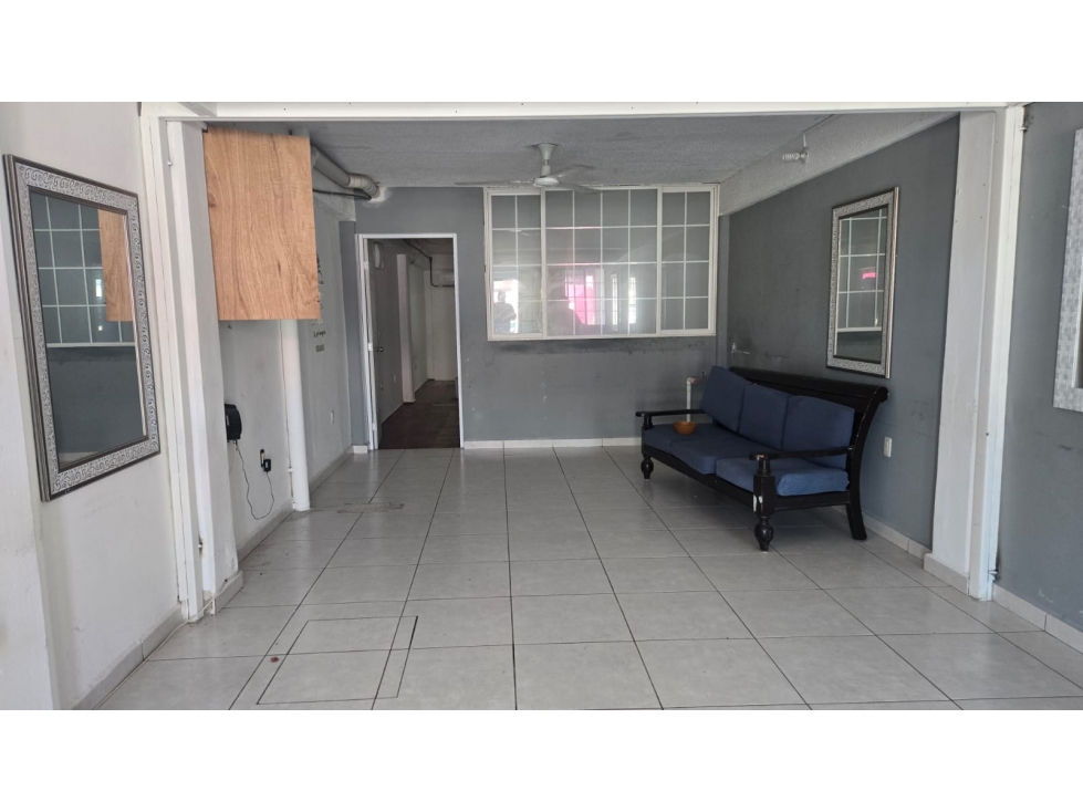 Renta de Local en Cancún - Av Lopez Portillo — foto 2