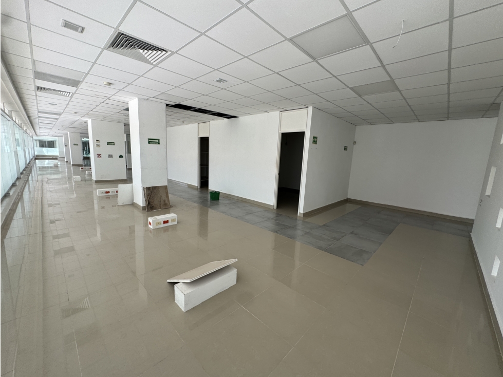 Local/Oficina #17M de 439 m2 en renta en Plaza Nayandei - Cancún — foto 6