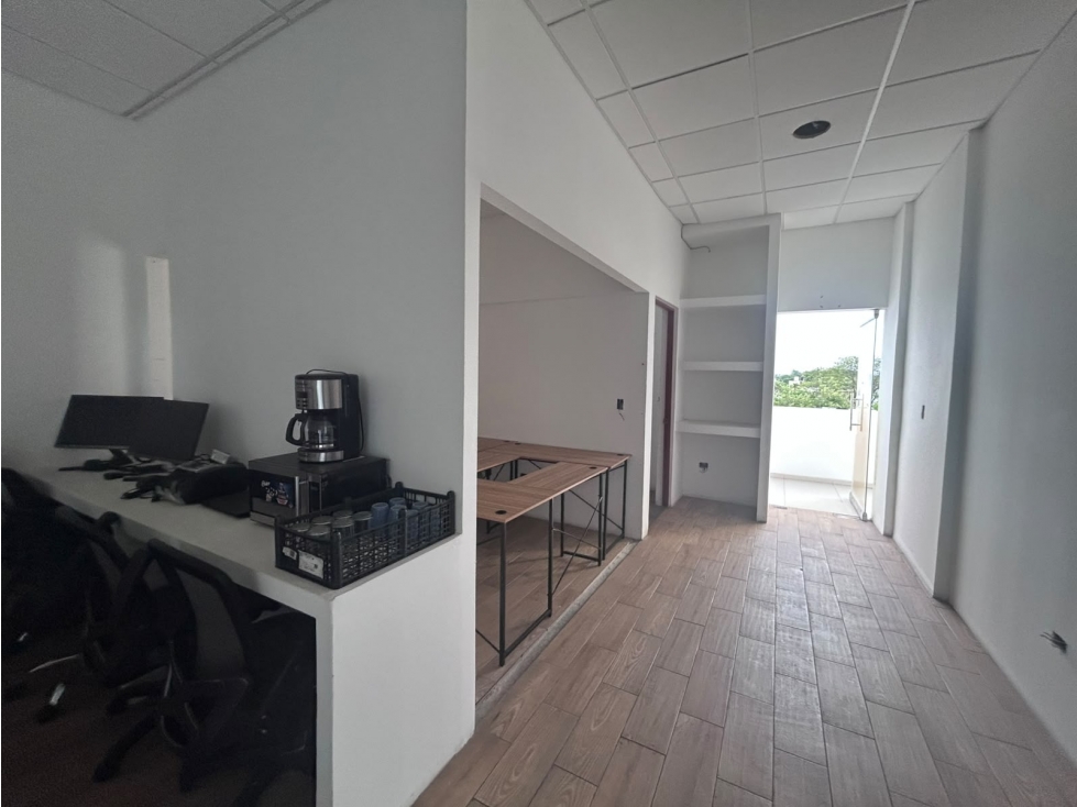 Local 19 de 50 m2 en renta Plaza las Velas, Cancún — foto 2
