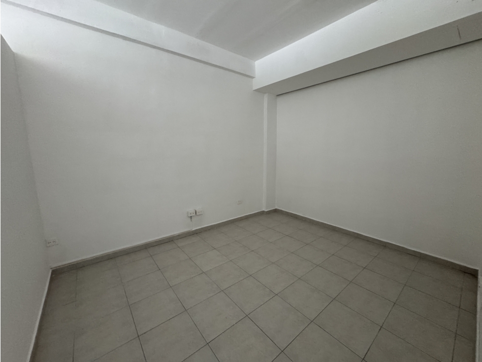 oficina local de 100 m2 en renta canaima 301 y 302 cancun av kabah — foto 3