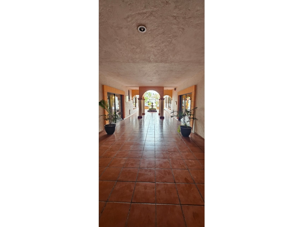 Se renta/vende oficina de 115 m2 plaza san angel inn - Cancún - 2