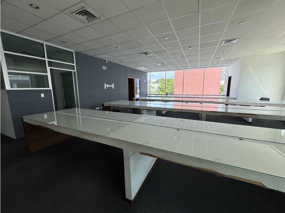 Oficina de 293 m2 en renta av Bonampak Nayandei Cancún — foto 3