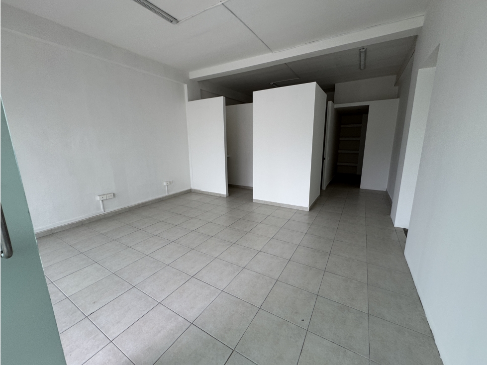 oficina local de 100 m2 en renta canaima 301 y 302 cancun av kabah — foto 5
