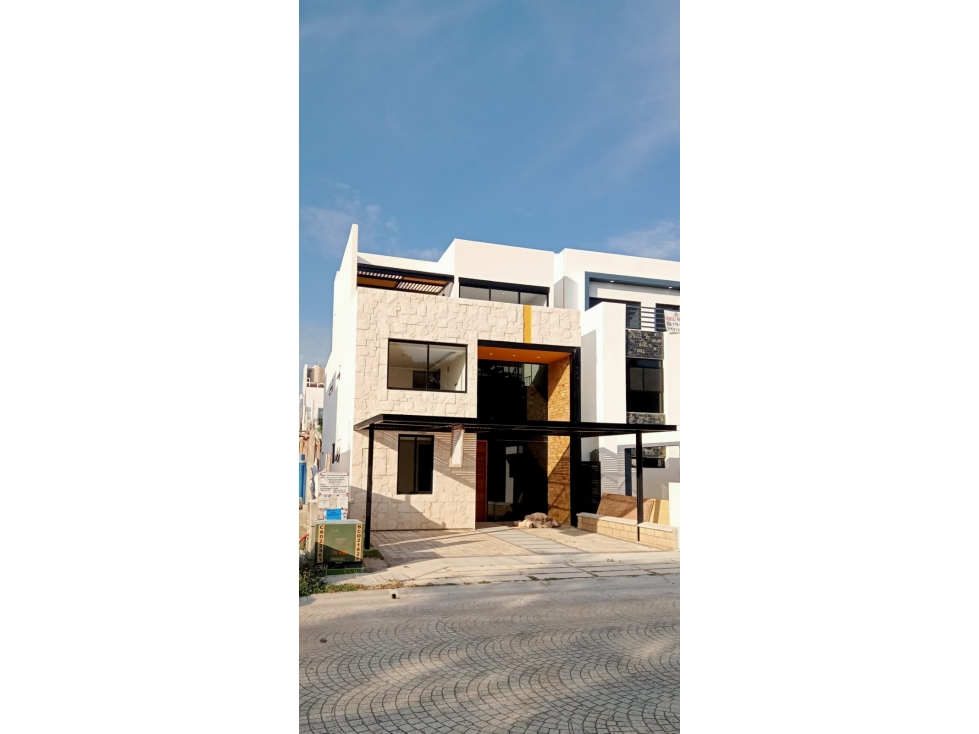 VENTA DE CASA EN AQUA RESIDENCIAL, CANCUN