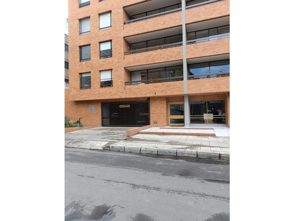APARTAMENTO ARRIENDO