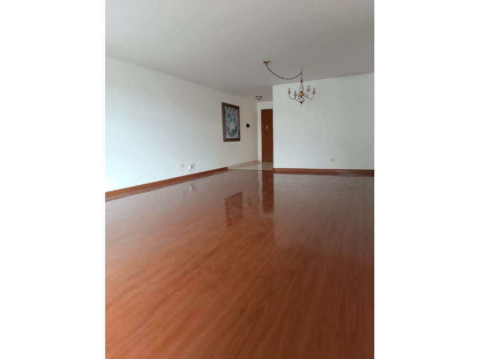 OPORTUNIDAD VENTA APARTAMENTO ALHAMBRA — foto 5
