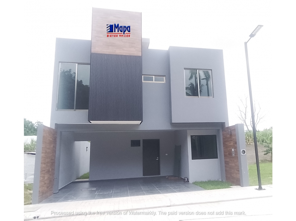 VENTA Casa Nueva 3 Recamaras 2.5 Baño cerca Parque Dora María - 1