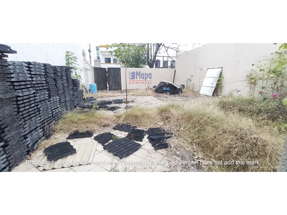 250 M2 Terreno en Venta 10 Mts. Frente 25 Mts. Fracc. Framboyanes - 3