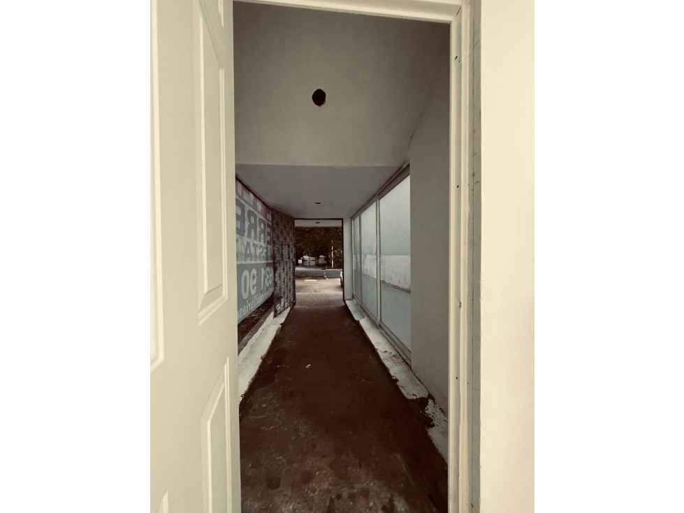 RENTA - Consultorio, Local Comercial - 3