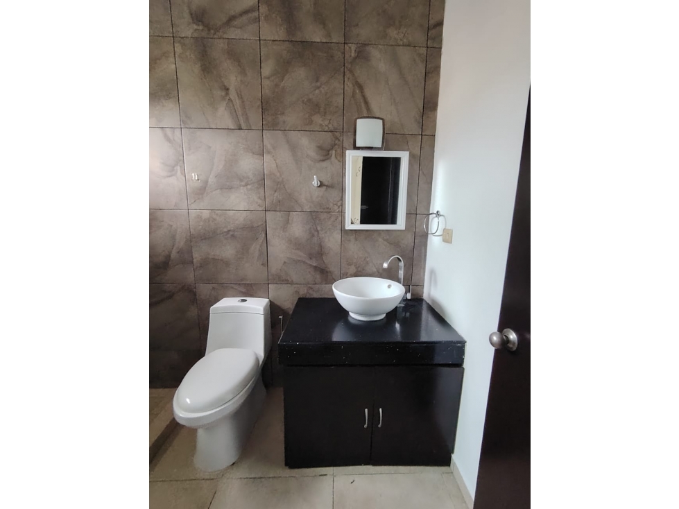 VENTA.- Casa 4 Recamaras 4.5 Baños en Privada Las Puertas — foto 5