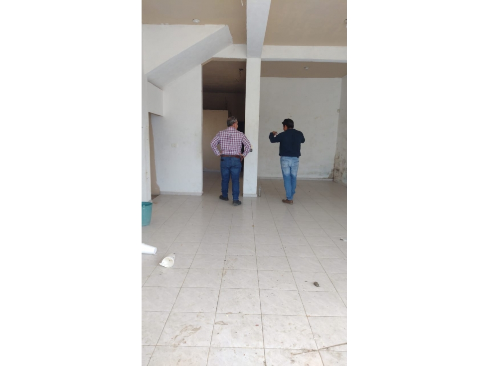 Se RENTA Local en Macuspana 39 - 2
