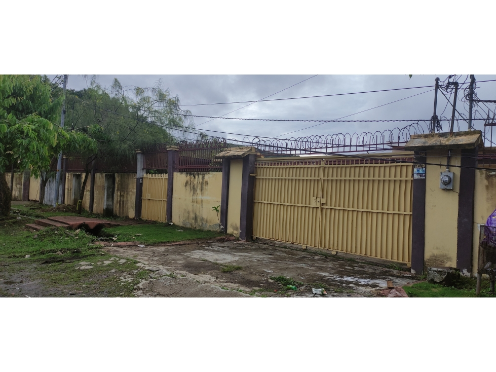 Casa en Veracruz completamente amoblada con área residencial y oficina