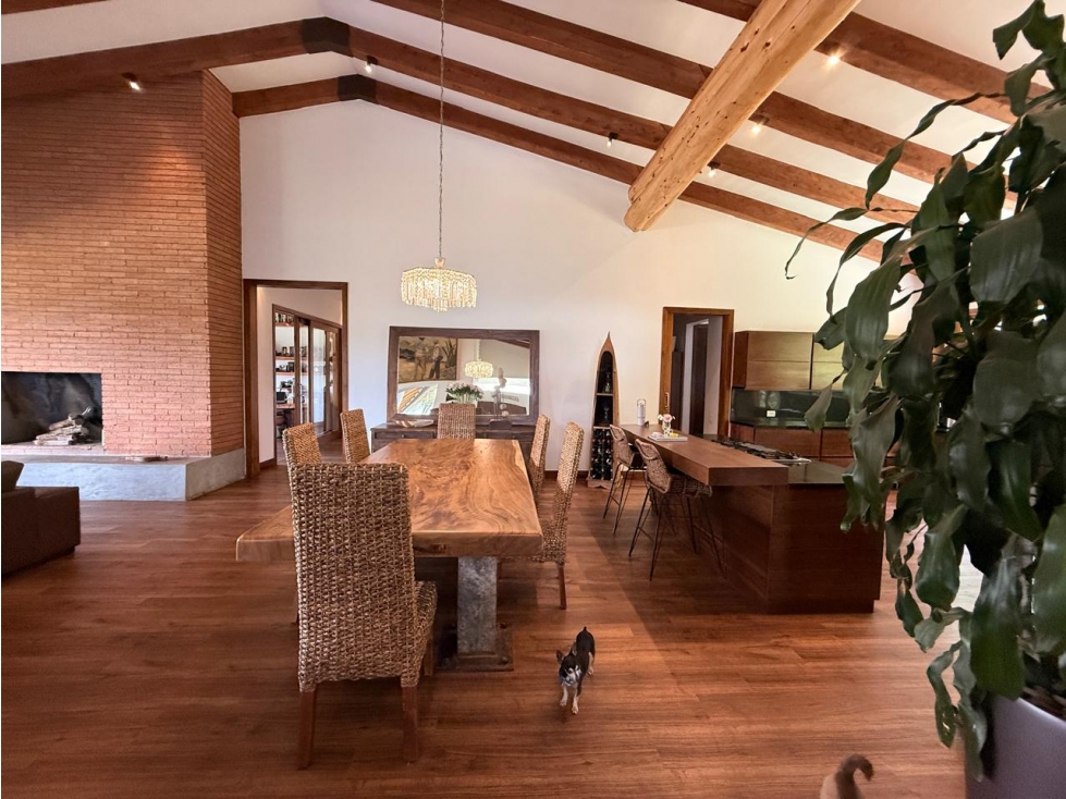 Casa de Lujo en El Tablazo 850 m² de Elegancia, Spa y Piscina Privada — foto 5