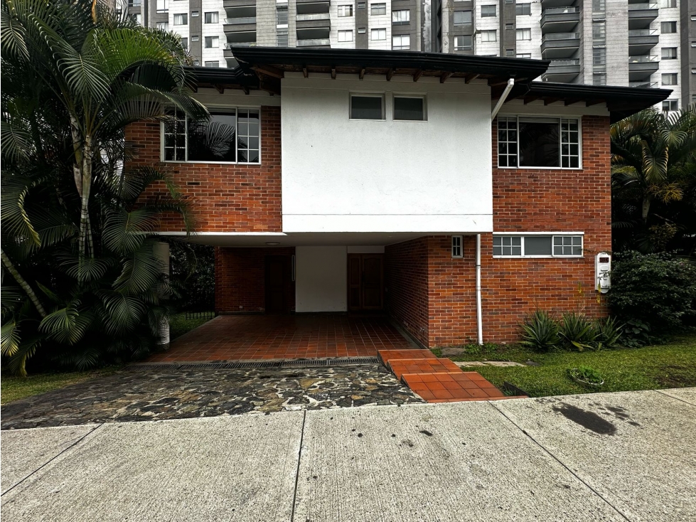 Casa San Lucas 295m2