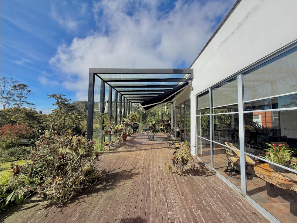 VENDEMOS CASA EN EL ALTO DE LAS PALMAS: DISEÑO, UBICACIÓN NATURALEZA — foto 3