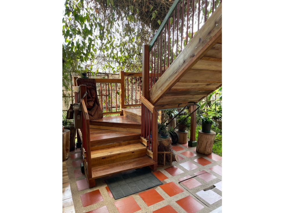 VENTA DE HOTEL EN CIRCASIA - 2