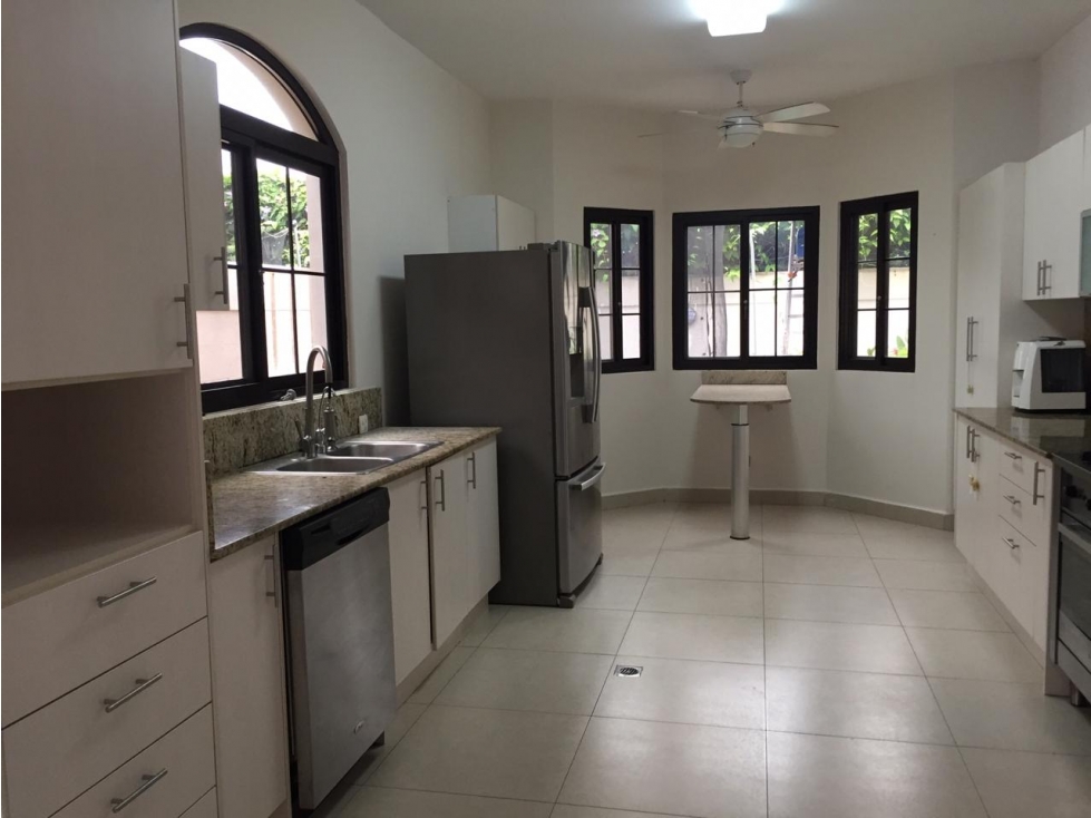 CASA EN El DORAL - COSTA SUR - VENTA — foto 5
