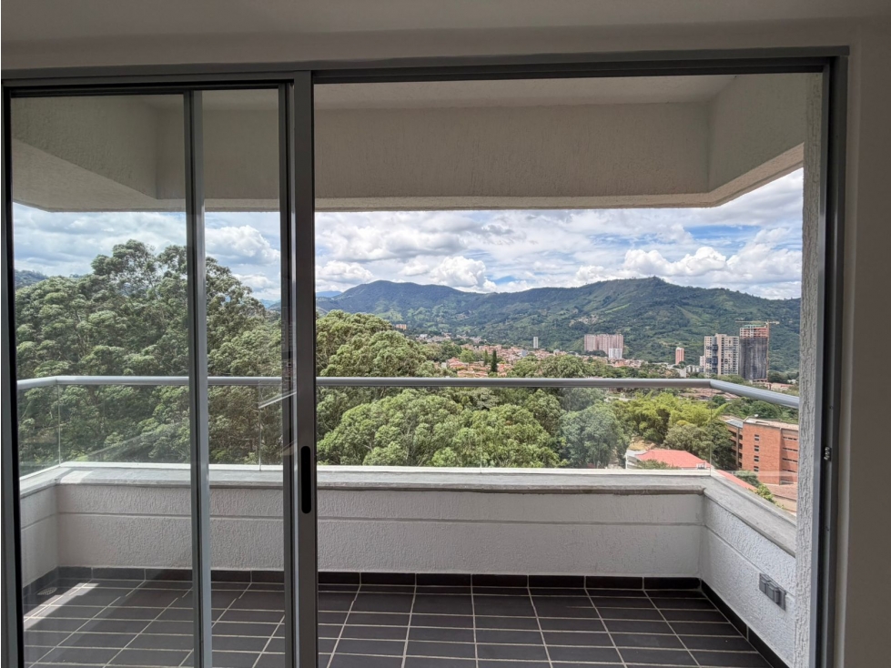 VENTA DE APARTAMENTO EN LA ESTRELLA SECTOR TOLEDO - UNIDAD COMPLETA — foto 3