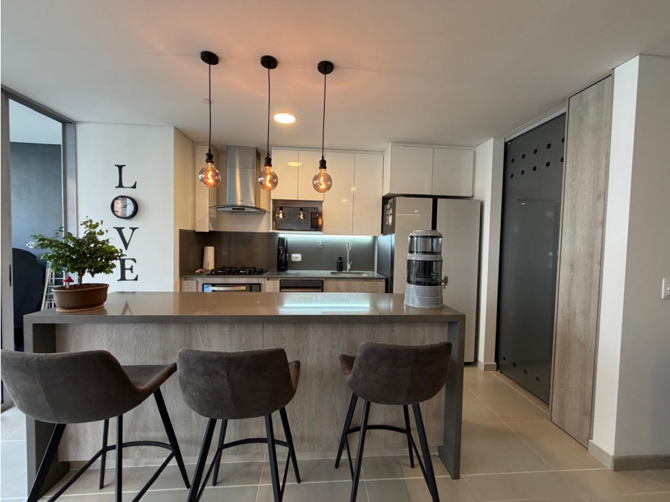 VENTA APARTAMENTO EN LOMA DE LOS MESA - ENVIGADO — foto 3
