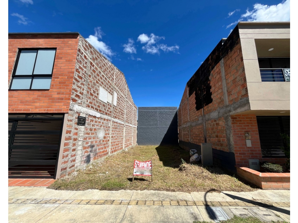 VENTA DE LOTE EN COLOMBIERE LA CEJA