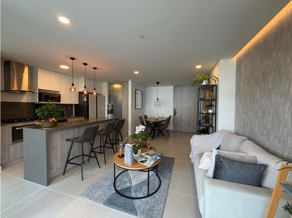VENTA APARTAMENTO EN LOMA DE LOS MESA - ENVIGADO
