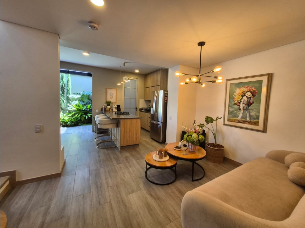 VENTA CASA ESQUINERA EN ANTIGUA LA CEJA - 7 MIN DEL VIVA — foto 3