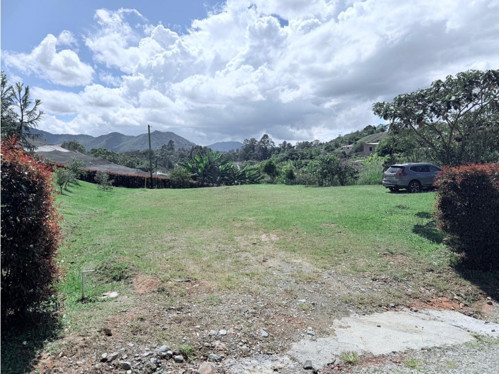 LOTE EN EL CARMEN DE VIBORAL EN PARCELACION CERRADA- CON COLEGA — foto 4