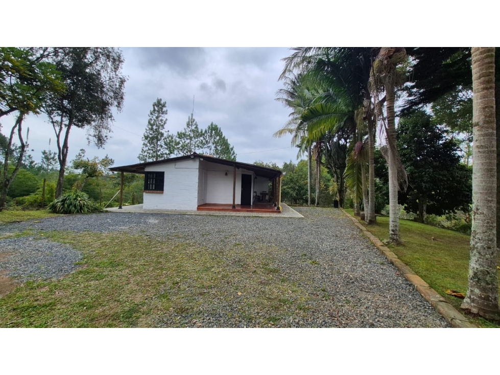 VENTA DE FINCA EXCELENTE UBICACIÓN -GALICIA RIONEGRO