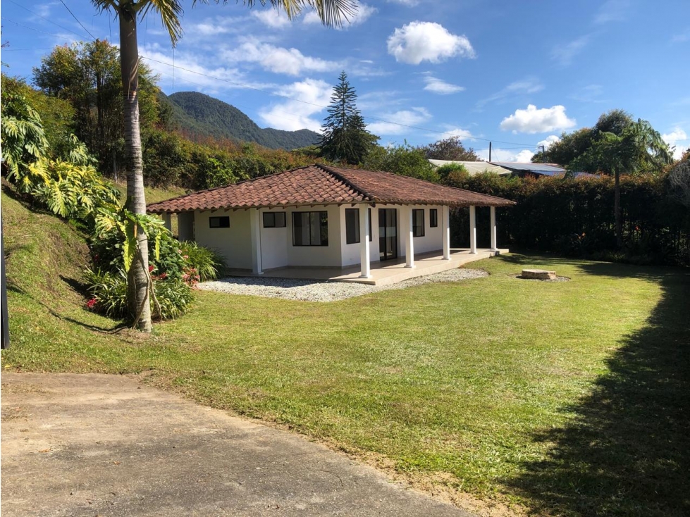 VENTA FINCA CARMEN VIBORAL- CERCA A VÍA PRINCIPAL