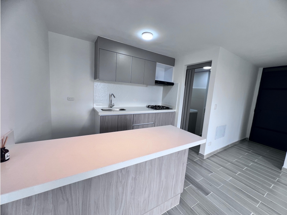VENTA APARTAMENTO EN RIONEGRO CERCA AL AEROPUERTO — foto 2