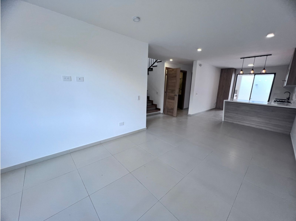 VENTA DE CASA EN EL CARMEN DE VIBORAL - UNIDAD ABIERTA — foto 3
