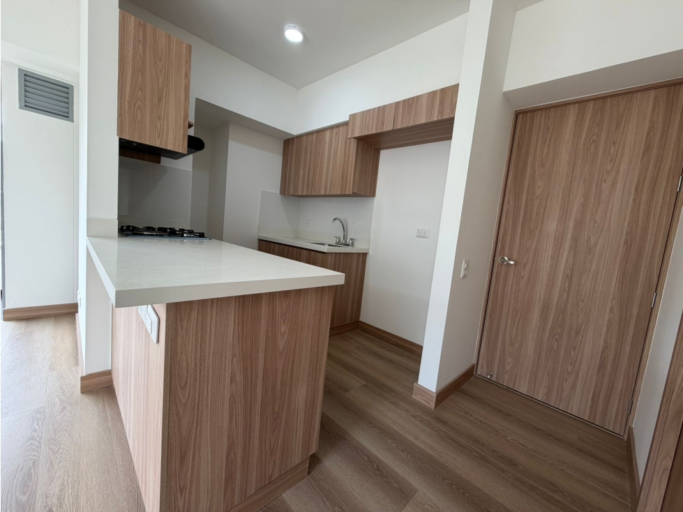 VENTA DE APARTAMENTO EN LA ESTRELLA SECTOR TOLEDO - UNIDAD COMPLETA — foto 2