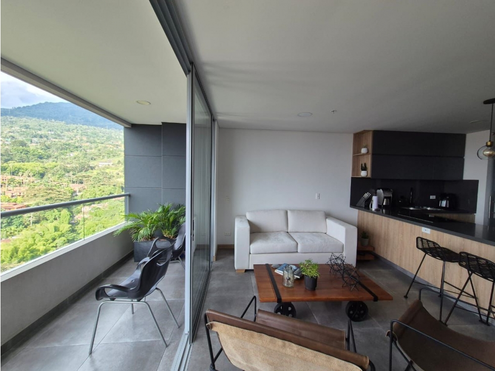 VENTA DE APTO CON COLEGA EN LOMA DEL ESCOBERO CON HERMOSA VISTA — foto 2