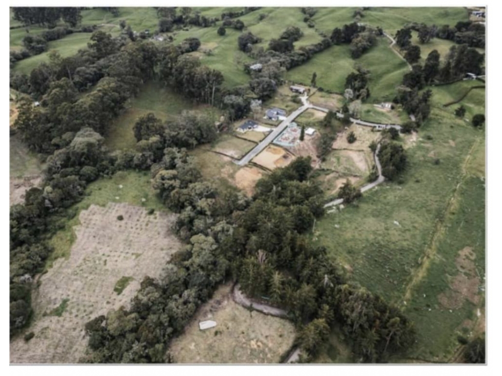 VENTA DE LOTE EN LA CEJA PARCELACION CON PORTON