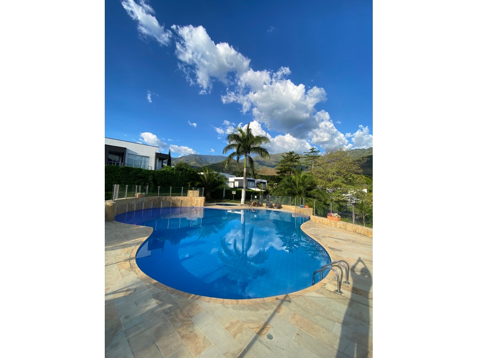VENTA DE FINCA EN SAN JERONINO - AMOBLADA