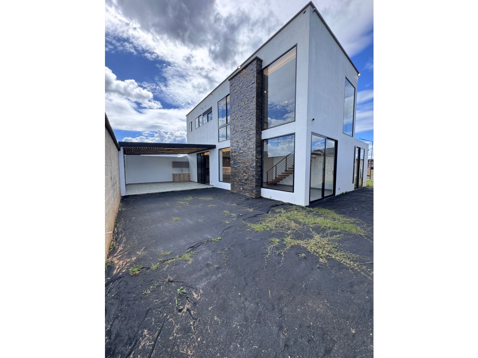 VENTA ESPECTACULAR CASA EN LA CEJA CONDOMINIO SANTA MARIA — foto 2