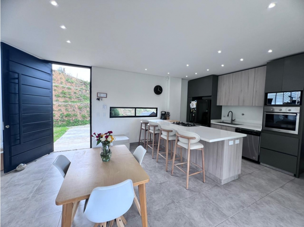 VENTA DE CASA CAMPESTRE EN VIA SAN VICENTE FERRER - VEREDA CHAPARRAL - 1