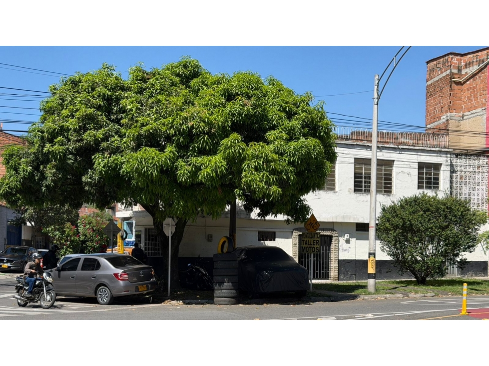 VENTA DE CASA LOTE PARA CONSTRUIR EN EL VELODROMO — foto 3