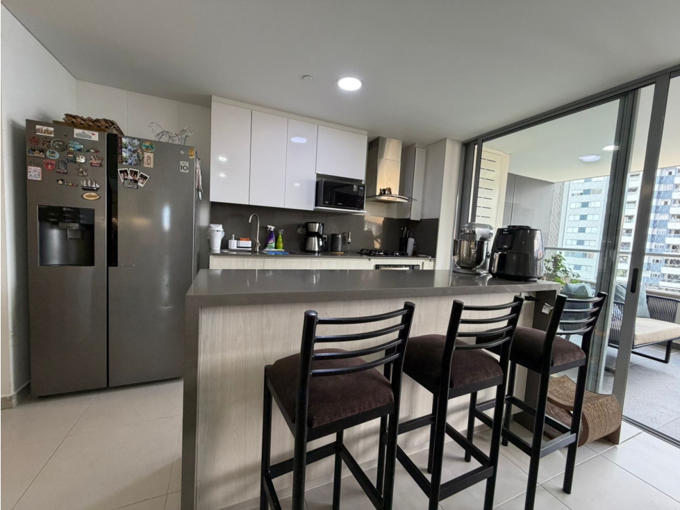 VENTA DE EXCLUSIVO APTO EN LOMA DE LOS MESA -ENVIGADO — foto 2