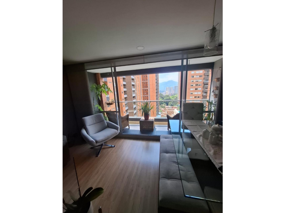 VENTA DE APARTAMENTO EN LOMA SAN JOSE SABANETA PARTE BAJA- CON COLEGA — foto 3