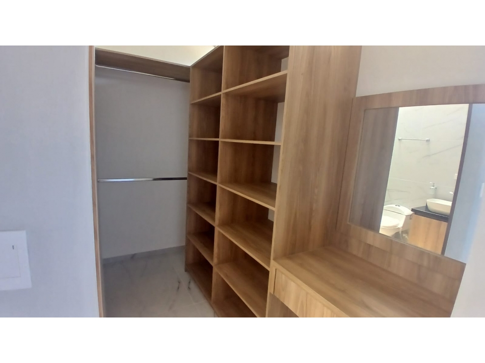 VENTA DE CASA EN LA CEJA - UNIDAD ABIERTA EXCELENTE UBICACIÓN — foto 5